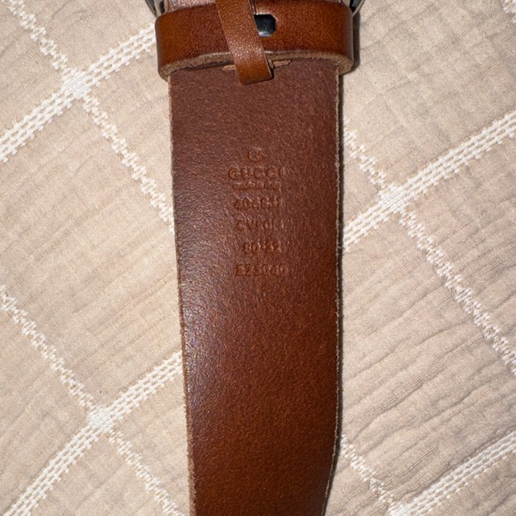 Gucci Brown Leather Belt with Silver GG Buckle - Picture 2 of 3